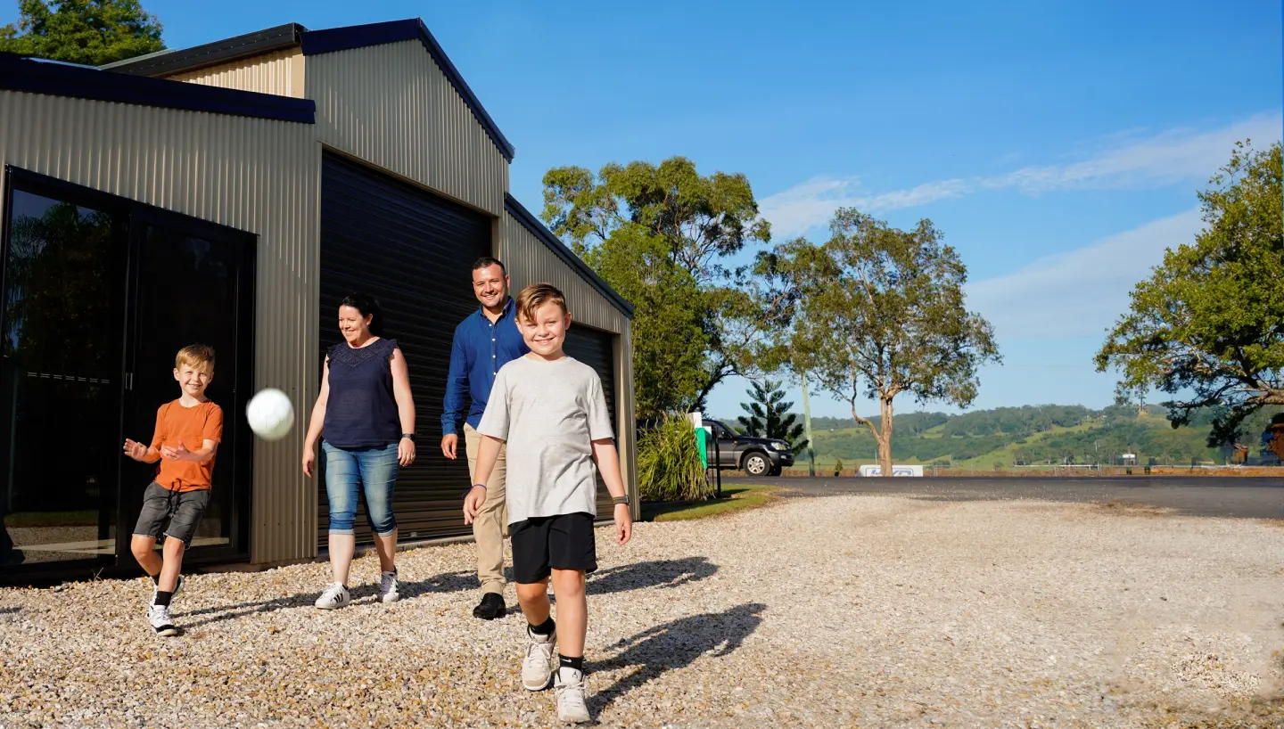 Questions to ask a shed builder before you sign a contract