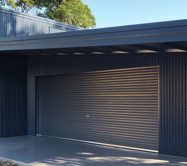 Shed with Taurean Prime residential roller door