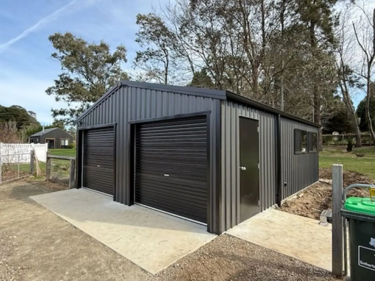 100439, Burradoo, 6x8, 15deg, Monoclad Monument, Night Sky Large
