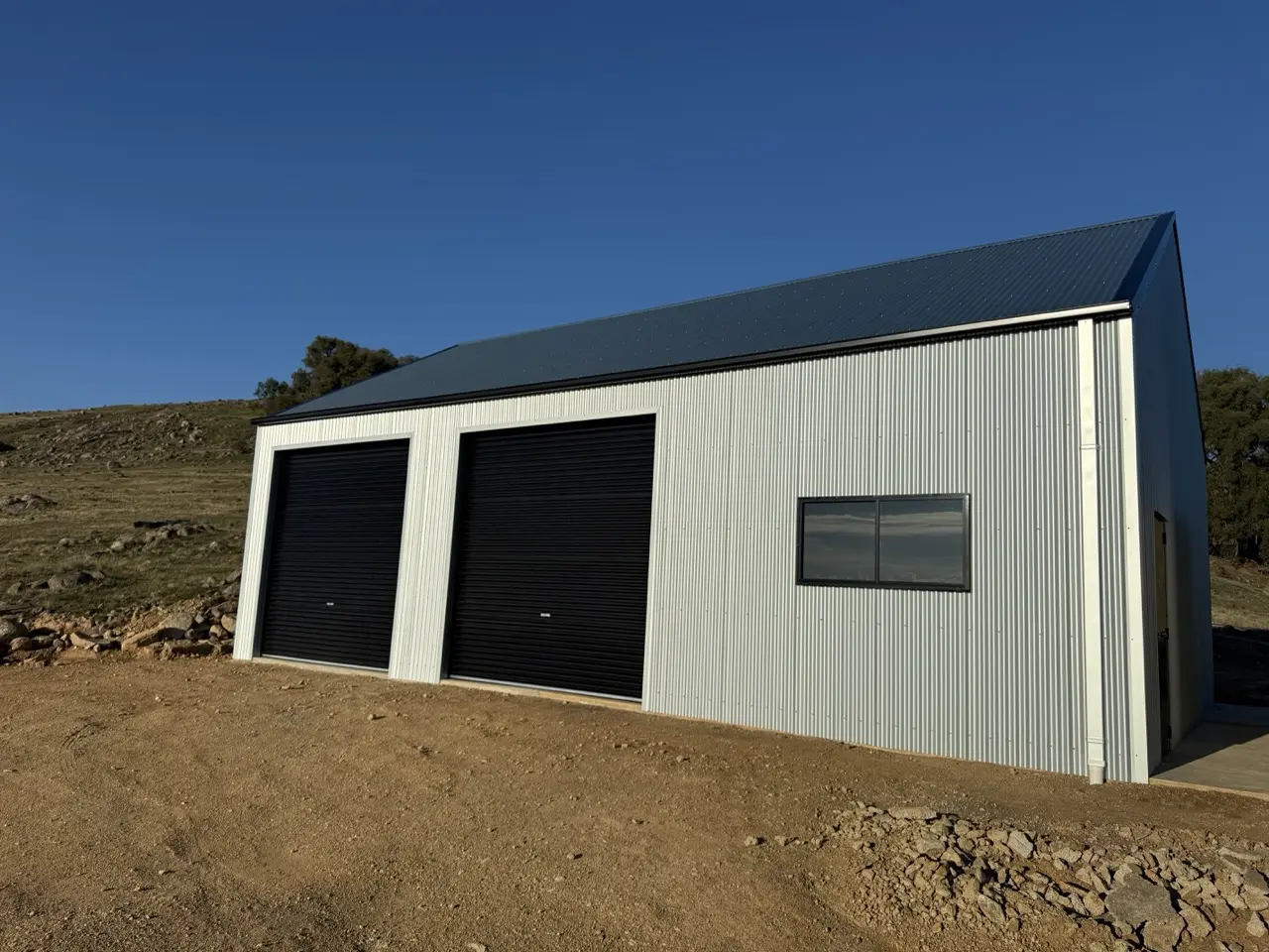 12m x 8m 30 Deg Gable Colorbond Night Sky and Zincalume image 3 IMG 4542 Large