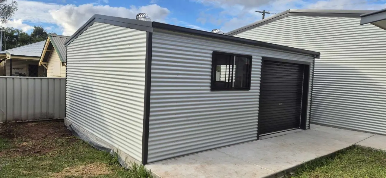 7x12x3 Bluegum Colorbond Walls Basalt Roof Trims & Doors  Large