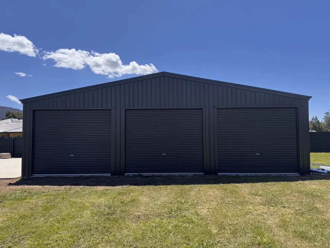 8m x 12m 11 Deg Gable Colorbond Monument IMG 3182 Large