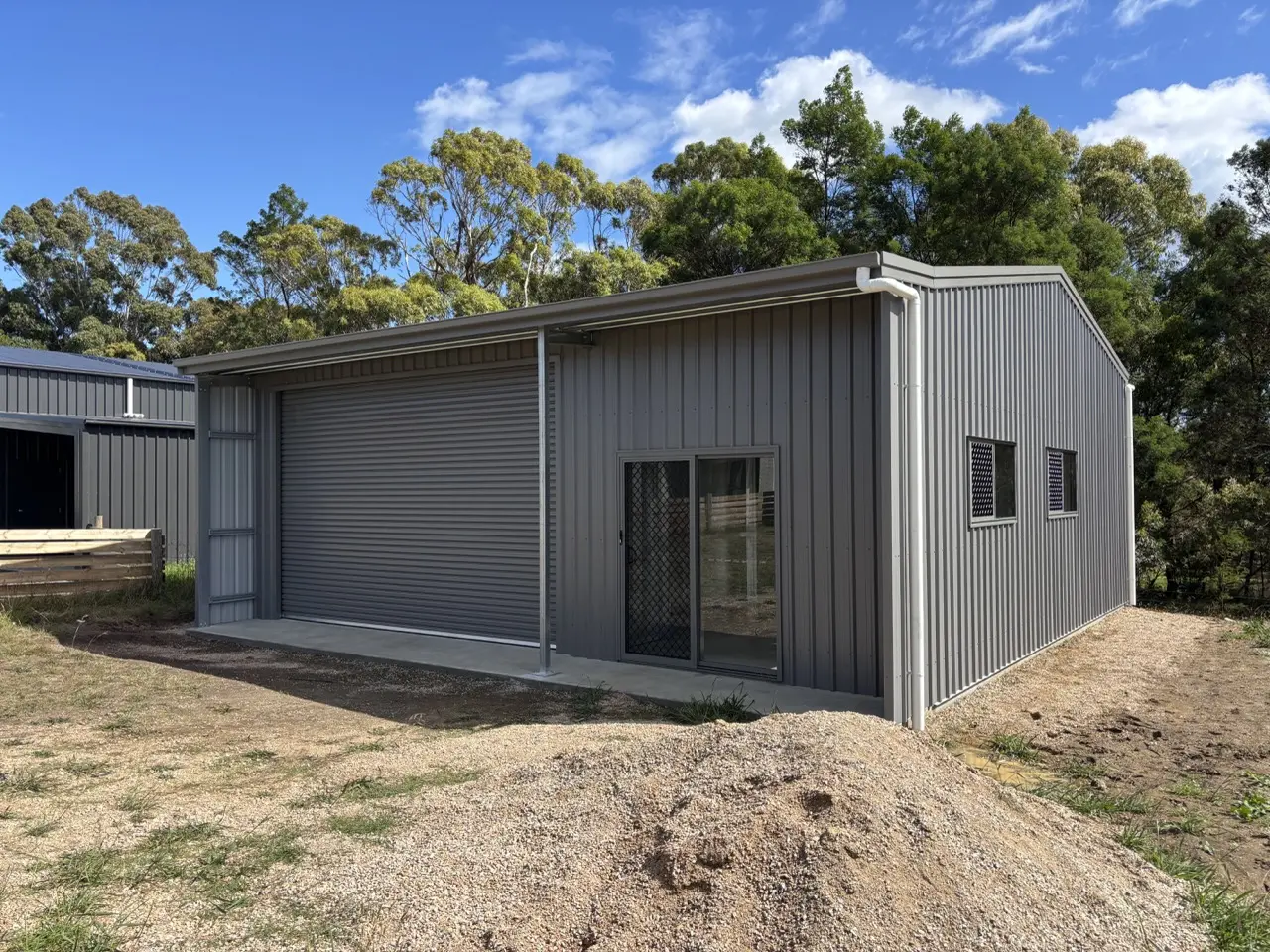 9x9.5 shed 11 Deg pitch, right lean to 1 x 9.5, COLORBOND®  Wallaby® , 1 glass sliding door and 2 windows Large