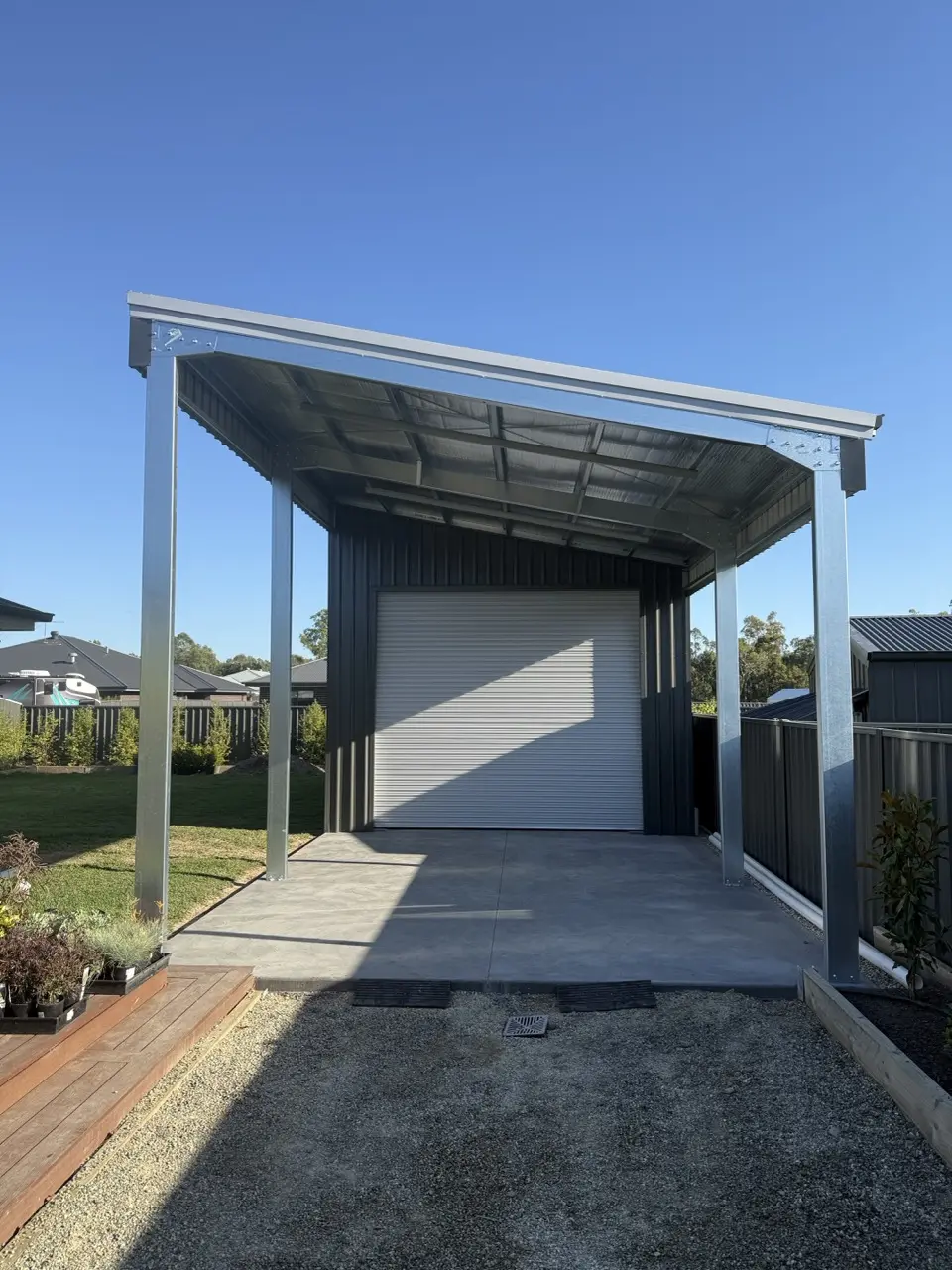GARAPORT 14.2 m x 5m 11 Deg Monopitch Colorbond Woodland Grey Roller Door Southerly IMG 4238 Large